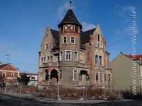  Altbau vor dem Kauf begutachten lassen